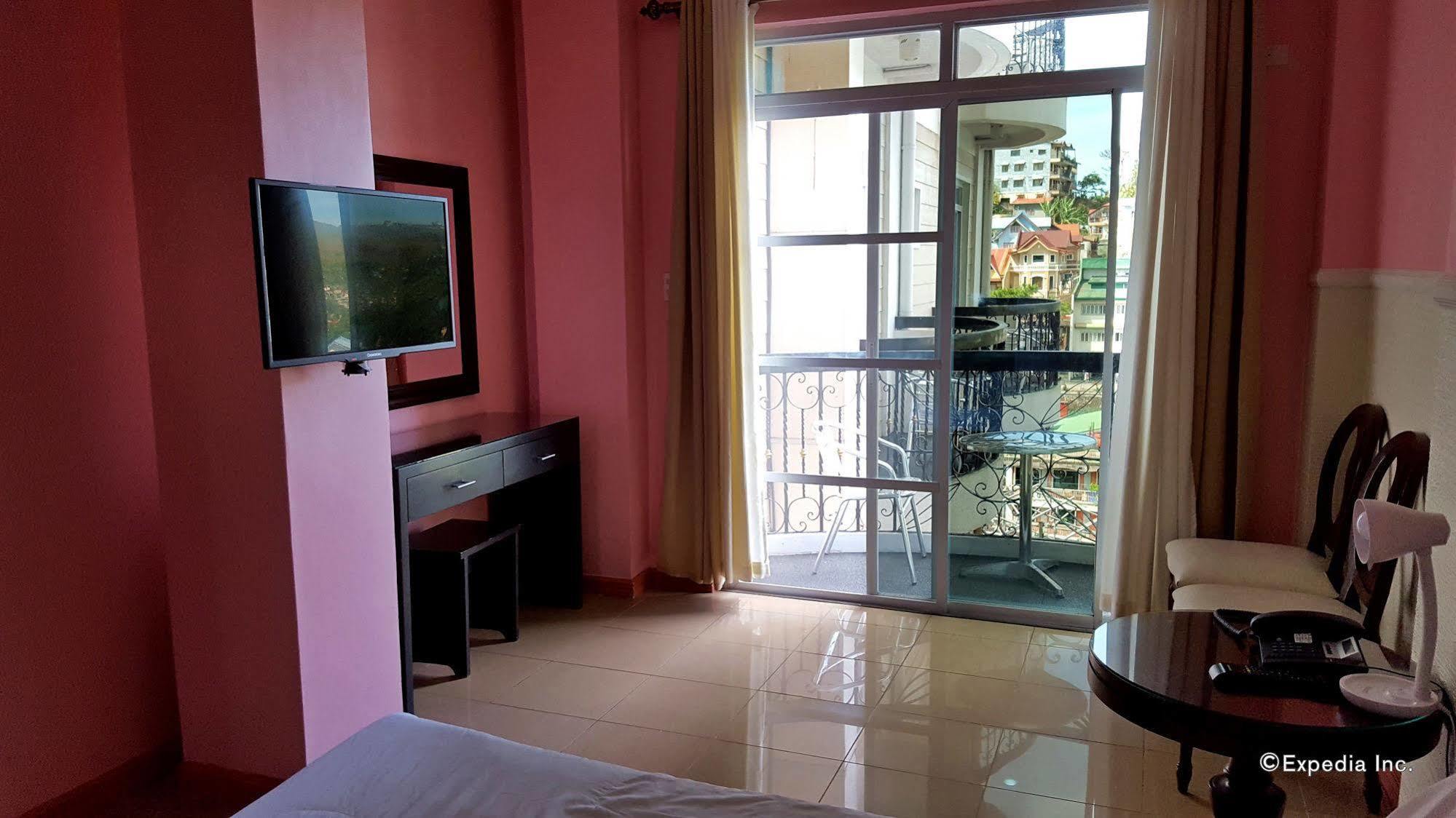 Oyo 219 Nyc Manhattan Suites Baguio City Buitenkant foto
